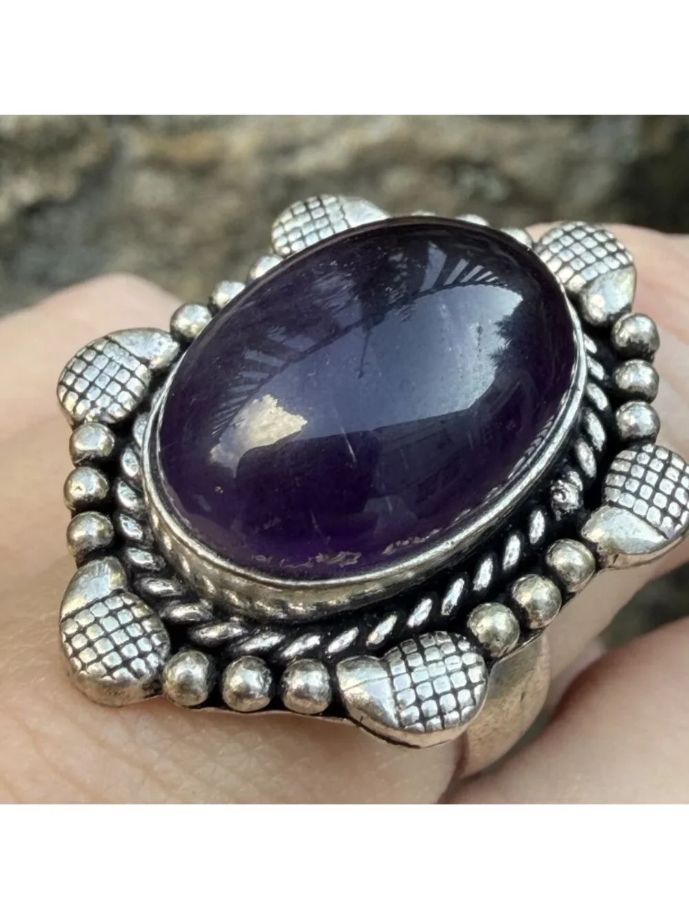 Boho Amethyst Cabochon Statement Ring 8 Silver Tone Beaded Lattice Shield Gothic